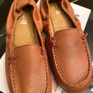 Women’s Hush Puppies slip on shoes